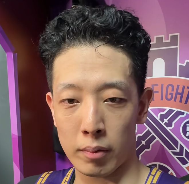 胜山东更衣室采访！沈梓捷直指抓住这次机会，廖三宁爆赞4将！