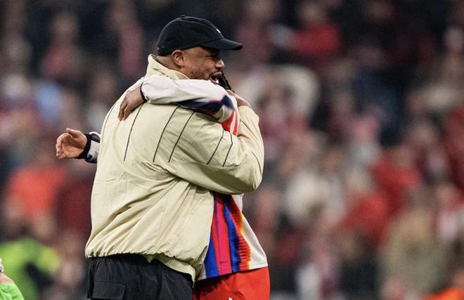 孔帕尼:感觉我们还能再进个球;我为球队多次扳回比分而骄傲