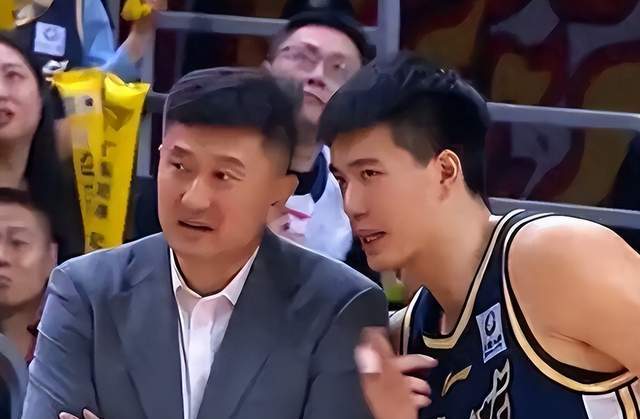 杜锋收获2大喜讯，辽宁新援惊艳，李楠正式解禁，黑马新援已到位