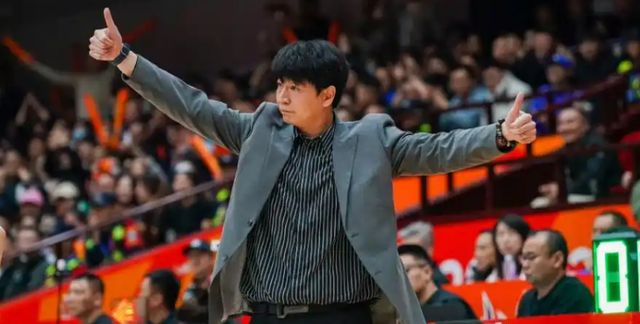 山东男篮主场惨败北京，七连败或势不可挡，邱彪遮羞布被无情扯下