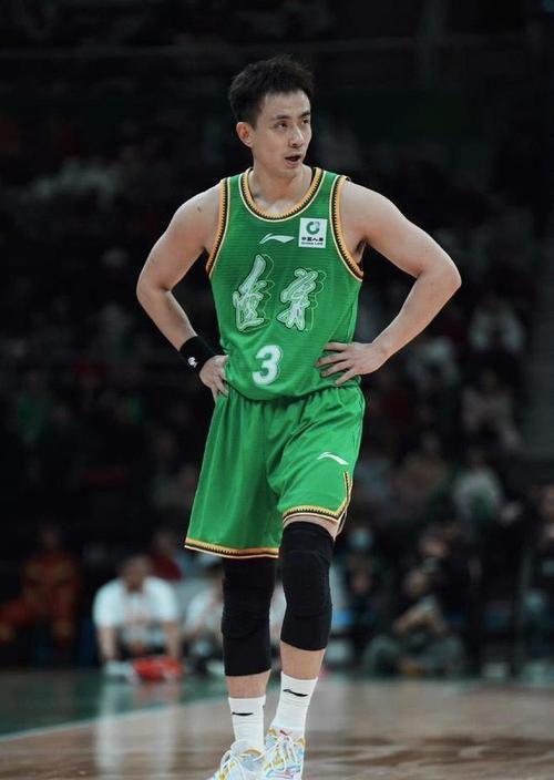 怒了!辽宁34分惨败赵继伟开炮:这么多年输赢都有过 今天俩字呵呵!