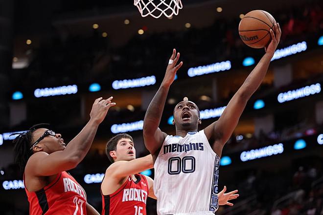 面对火箭也拿下了高分,昔日篮网首轮秀也算是在灰熊找到位置了?