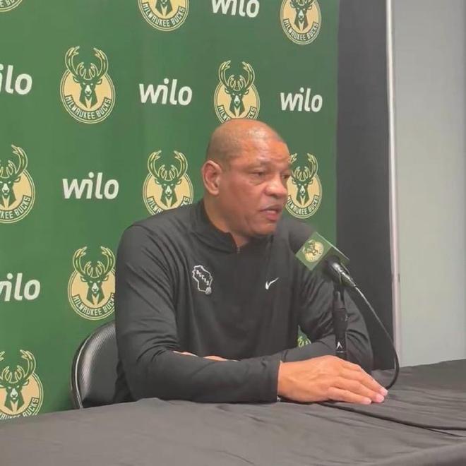 里弗斯卸任雄鹿主帅:32胜50负无缘季后赛 雄鹿将3年第3次选帅