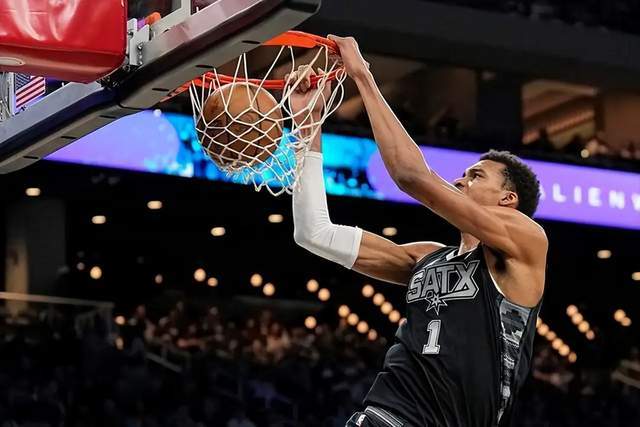 62胜+首季后赛！文班亚马打爆开拓者证超巨？