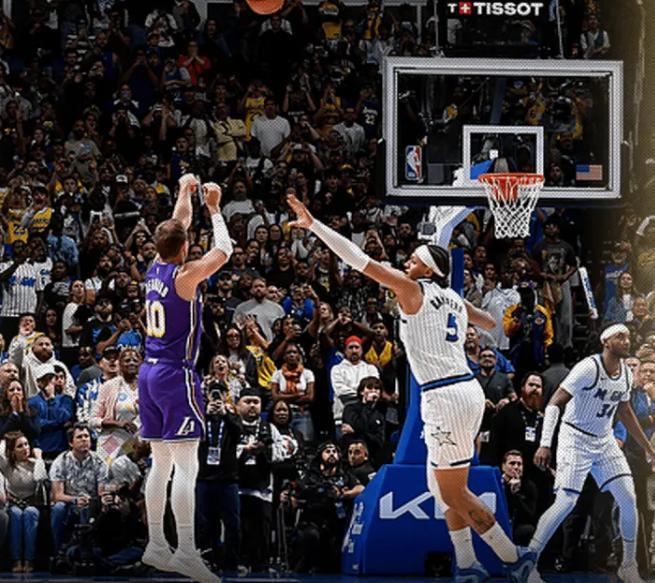 命中绝杀球,湖人还在赢球,他们已经九连胜了,本赛季要夺冠?