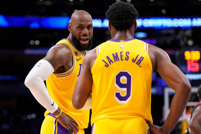 季后赛父子同台！ESPN赞国王与继承人 布朗尼季后赛3场0+0+0+0+0