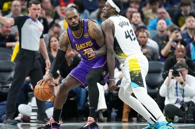 三节44+9+5！湖人128-117步行者，看数据：他是头号功臣！