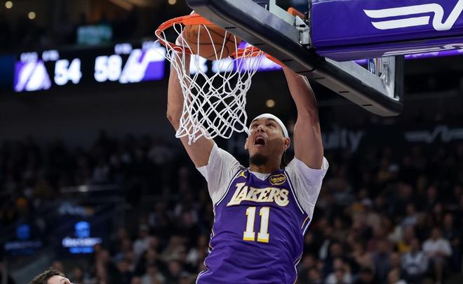 湖人不敌掘金,赛后球员评分,三巨头合格,3人高分,2人掉链子