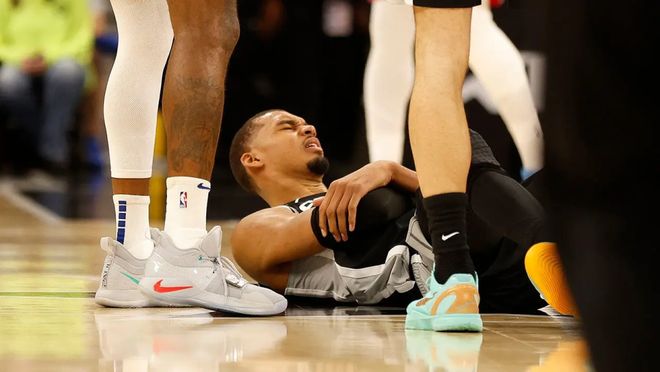 幸无大碍!文班X光+核磁检查都没问题 名记相信他肯定获评奖资格