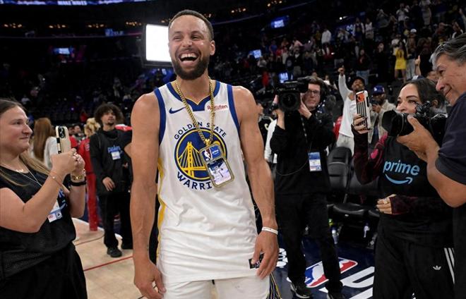 库追老兄弟统治攻防深情拥抱，