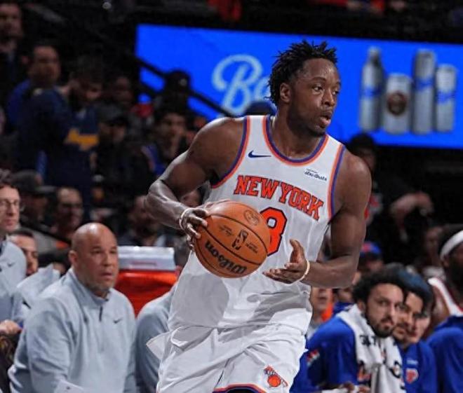 尼克斯110-97惨败!双核被完爆,豪阵翻车,该拆队重建了?