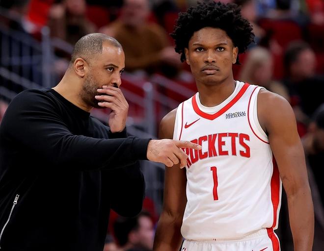 41分9篮板7助攻！阿门生涯之夜刷爆NBA纪录，顶薪合同却没戏