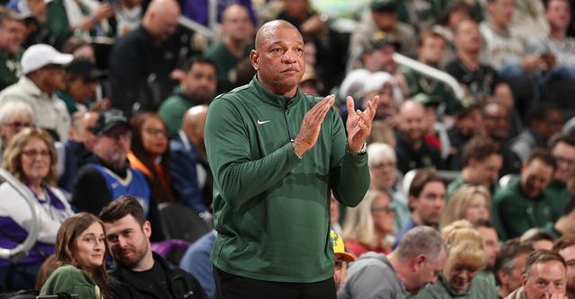 雄鹿管理层：能有里弗斯担任主教练 我们深感荣幸