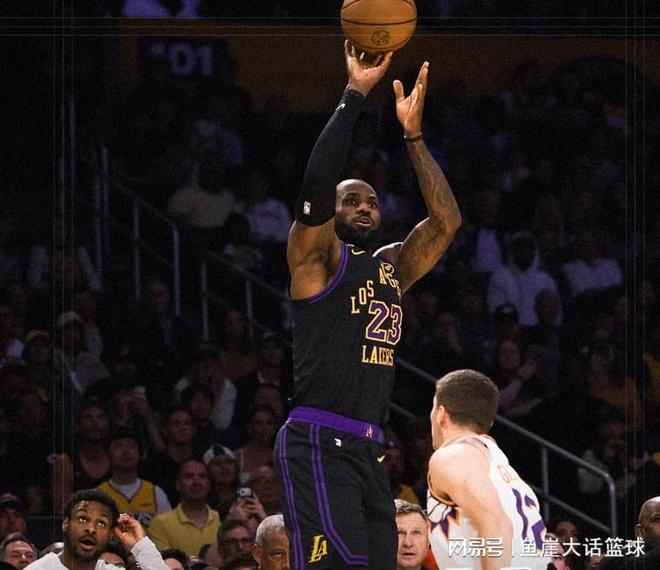 湖人大胜！詹姆斯28+6+12全队第二，火箭弃将12+2犯错，布朗尼3+2
