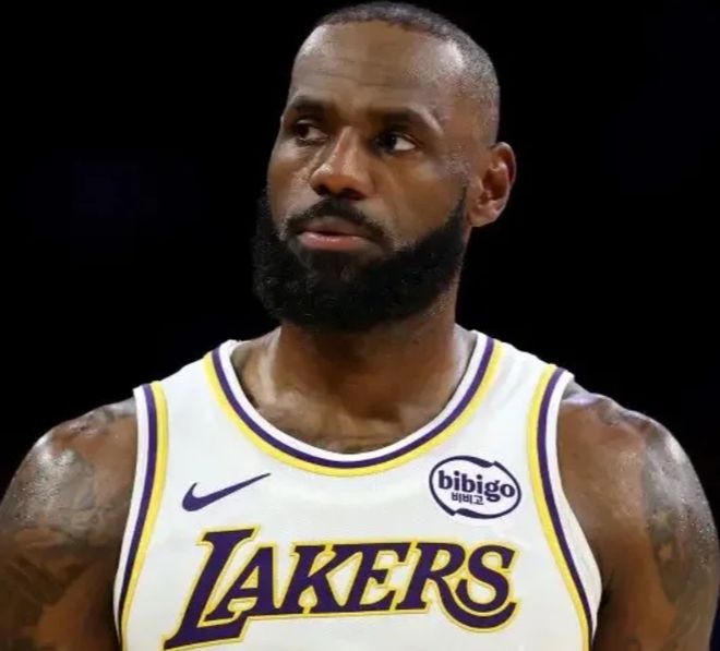 不老神话！詹姆斯第23个赛季数据和新秀赛季同样都得到20.9分！