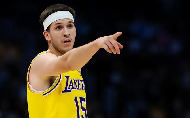 分道扬镳?美媒:湖人或为引援放弃里夫斯,三大潜在下家出炉