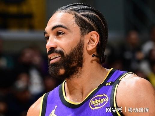 60.7%+52.5%,总得分突破5000!文森特看好了,这才是精英级分卫