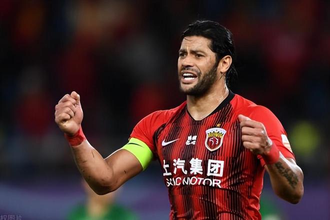 上港战平蔚山！穆斯卡特赛后公开发声，直言球队未晋级自己愿负责