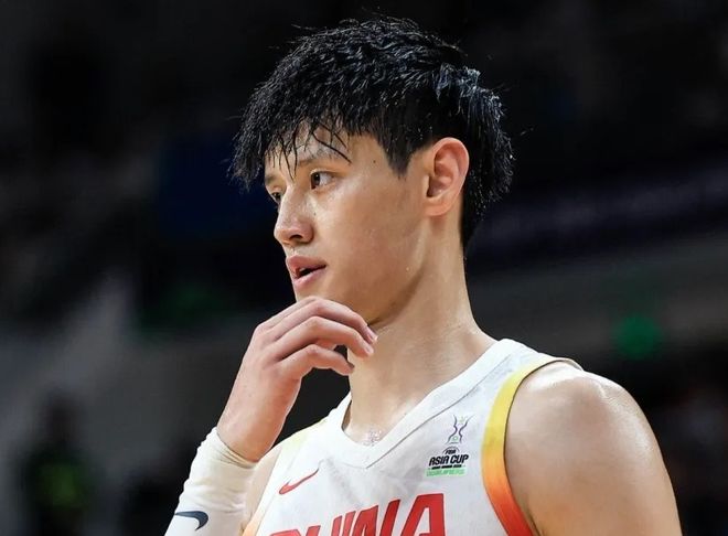 曾凡博无缘世预赛原因:膝盖严重积水并软骨磨损 战日本曾13+4帽