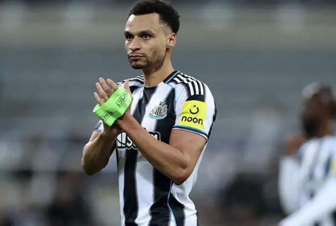 雅各布-墨菲:下轮想踢巴萨还是蓝军?我们有信心,放马过来