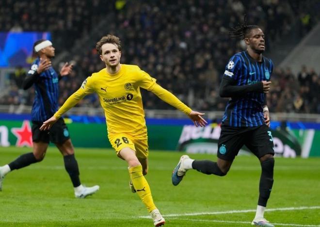 从欧冠亚军到被黑马双杀！国米创24年尴尬纪录，却“塞翁失马”？