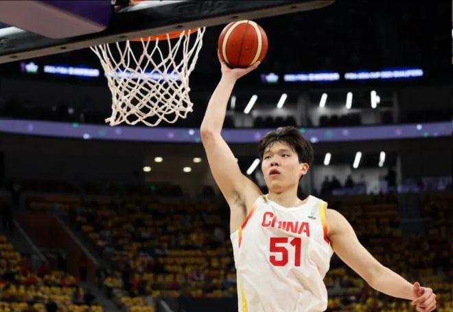 姚明阿联当核心已是过去式!等杨瀚森回归,郭士强可彻底放弃周琦