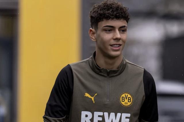 有关伊纳西奥,图片报:亚特兰大高层没邀请多特高层参加晚宴