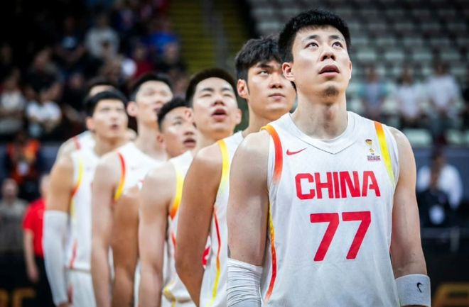 争议！FIBA替中国台北半场开香槟，赛后疑阴阳中国男篮，幸亏没输