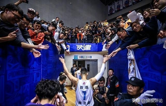 林书豪：21年我离开北京队去G联盟 放弃了700万美元去拿3万美元