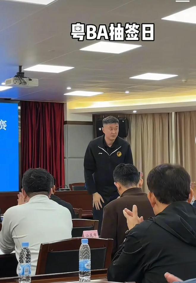 杜锋官宣新职位!正式回应下课传闻,陈老板力挺,朱芳雨站队