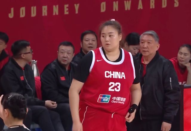 随着一场6分险胜,中国女篮再次击败巴西!刘禹彤17分+张子宇11分