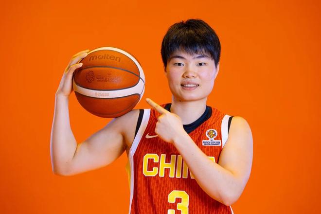 王佳琦入选中国女篮正选名单,创武汉盛帆女篮队史