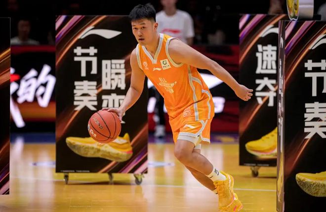 CBA技巧赛:姜贺0.1秒优势绝杀蒋祺禹夺冠 李悦洲低级失误垫底