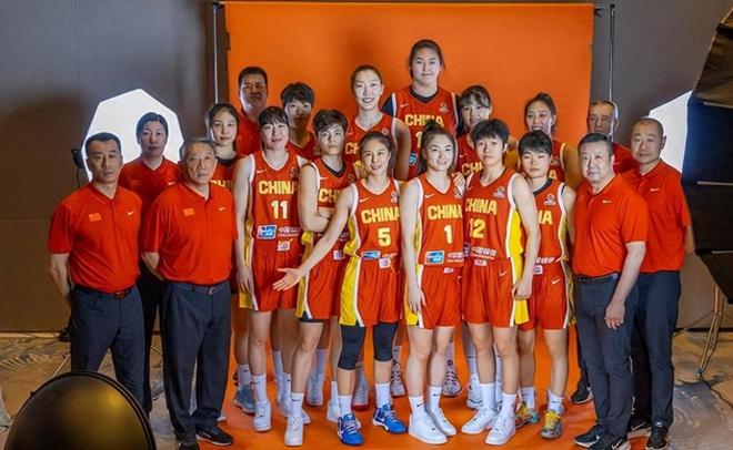 破案了!刘禹彤落选中国女篮大名单原因找到,媒体人48字道出原因