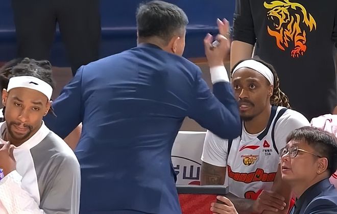 广东被逆转,3人及格3人拖后腿,杜峰朱芳雨急需提拔2人才能夺冠