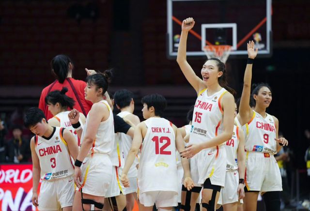 中国女篮15分大败!输给比利时,张子宇20分11篮板,杨舒予7分