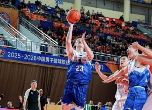 阿不都沙拉木:跟门内加配合很舒服;我们要学会聪明地犯规