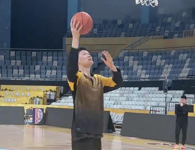 问题不大!王博:胡金秋有登场意愿,但对他的使用我们要保护