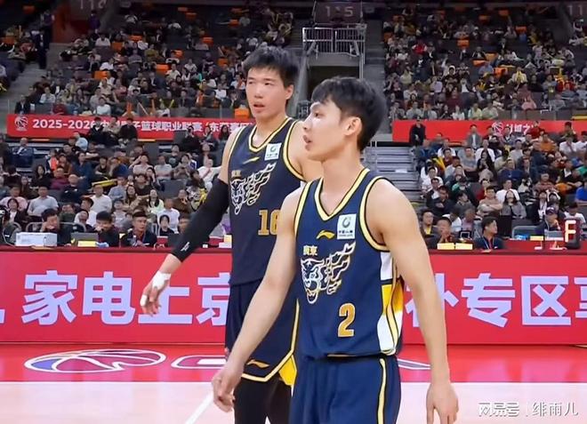 留下麦考尔+弃用萨林杰!广东队做出重大决定,杜锋正式开始裁人