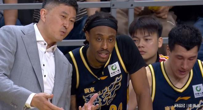 恭喜杜锋!广东第一中锋打成大腿,朱芳雨为他裁掉萨林杰?