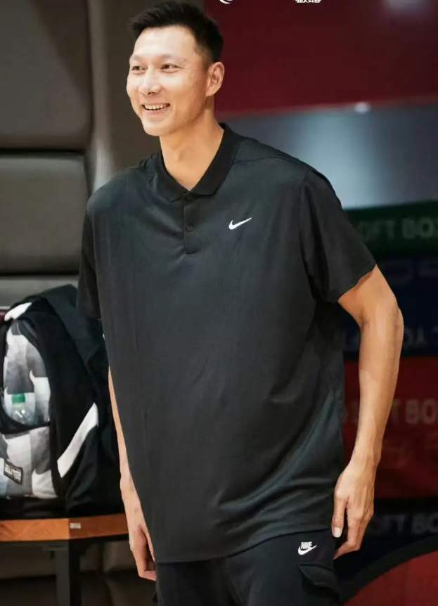 回广东执教?易建联亮相东莞,做出回应,新岗位曝光,杜锋送祝福