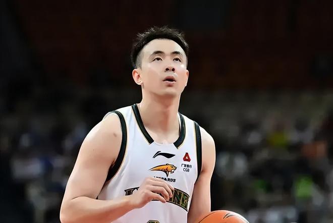 辽宁97-86广州3喜1忧！后场搭建完毕，付豪高效，李晓旭仍关键