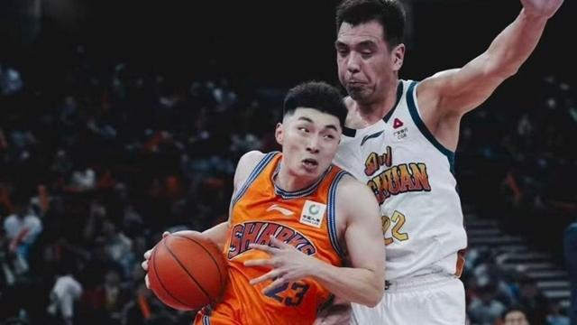 从上海滩最强高中生到大鲨鱼本土球员独苗，吴泽昊上演CBA职业生涯首秀