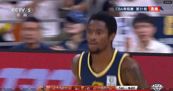 坑惨杜锋！明知没篮末节5次浪投，葬送胜利，球迷：耍什么英雄？