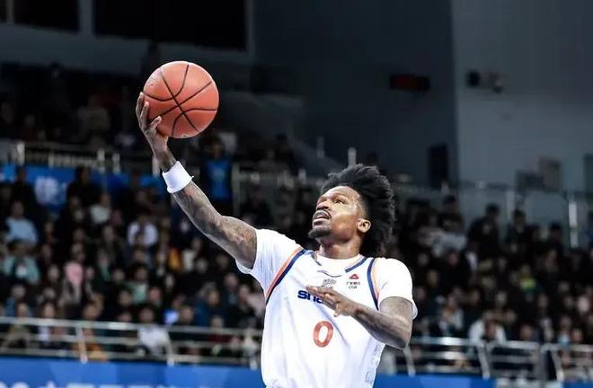 上海展冠军相!双外驱动奠定基本盘,投手稳定输出,防守搭建极佳