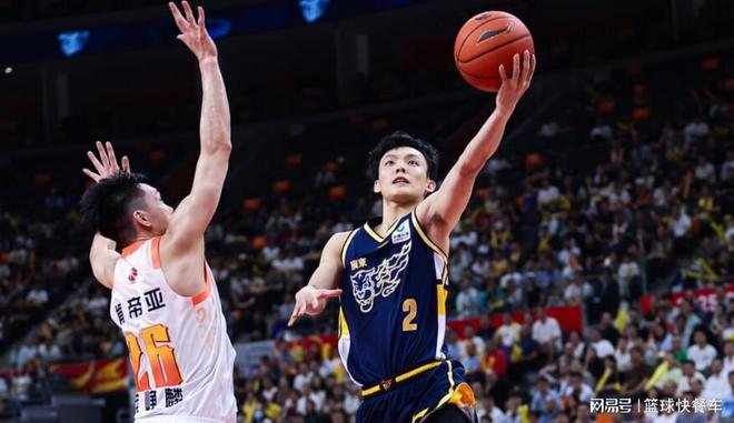 广东复仇江苏夺回第三！杜锋将迎最大考验：下一轮战广厦很关键！