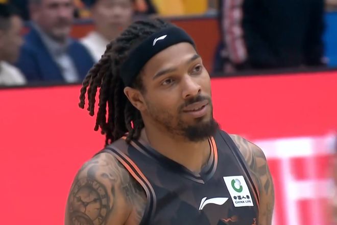 山东男篮逆转福建评分:国产后卫集体拉胯,内线高光只差琼斯