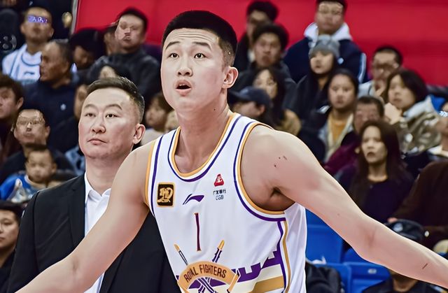 连续16场未打！CBA单场7帽高射炮被弃用 该换队了？