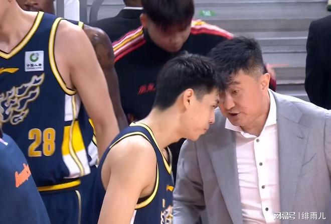 确认不打了！CBA知名外教宣布下课，或加盟广东队取代杜锋？