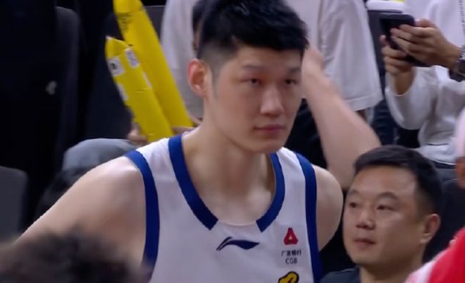 大胜卫冕冠军20分！广东男篮长舒一口气，但损失重要外援